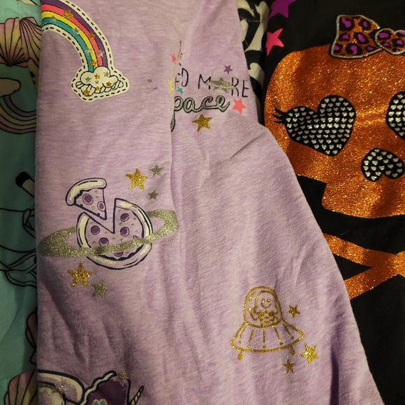 3 dresses, 4 tanks, 2 shirts, 2 tutus and tights. - Picture 5 of 10